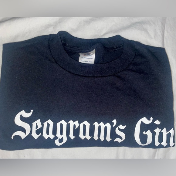 Seagram’s Gin Limited Edition Black Short Sleeve T-Shirt.. Size XL & 3x .. New - Picture 2 of 4